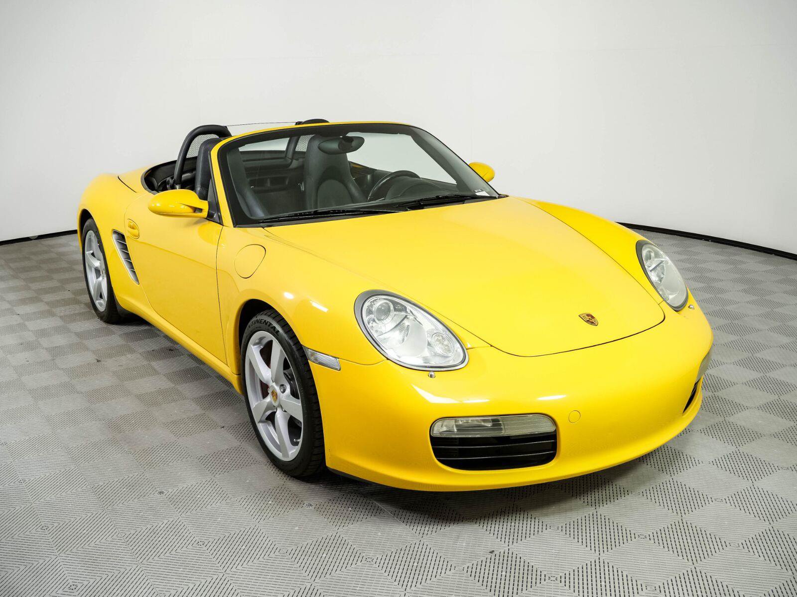 Used 2005 Porsche Boxster RWD image 17