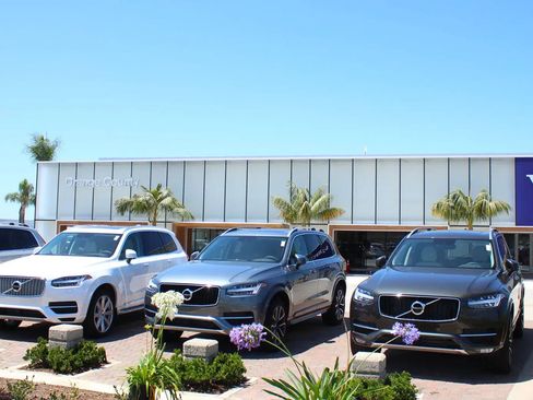 Certified 2025 Volvo XC90 B6 Plus w/ Protection Package Premier image 33