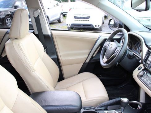 Used 2013 Toyota RAV4 Limited AWD/4WD image 11