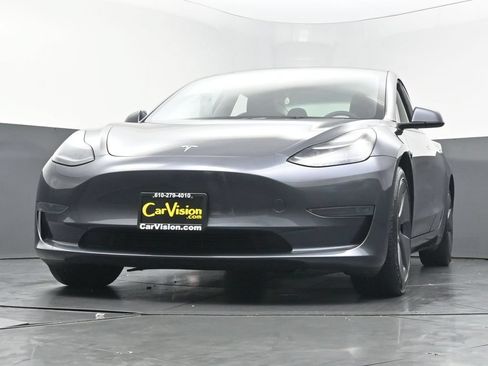 Used 2023 Tesla Model 3 Standard Range RWD image 47