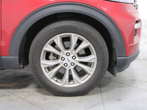 Used 2023 Ford Explorer Limited image 12