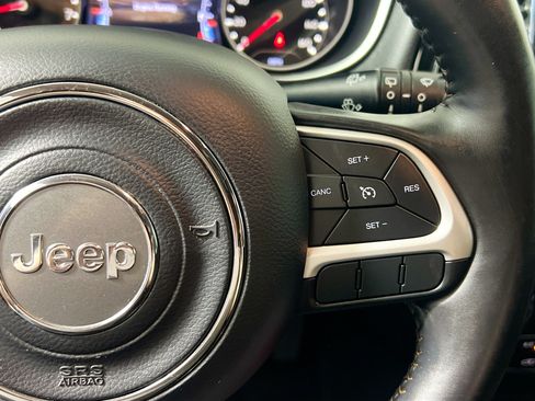 Used 2020 Jeep Compass Limited AWD/4WD image 19