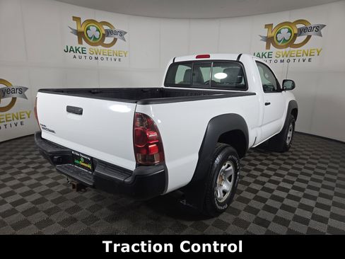 Used 2014 Toyota Tacoma 4x4 Regular Cab image 9