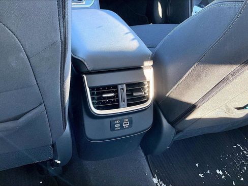 Used 2025 Subaru Legacy Premium image 27