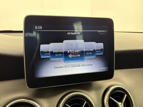 Used 2018 Mercedes-Benz CLA 250 4MATIC image 22
