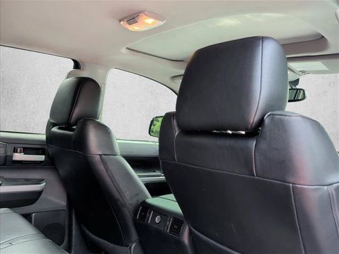 Used 2016 Toyota Tundra Limited w/ Limited Premium Package AWD/4WD image 18