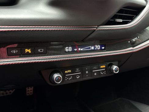 Certified 2022 Ferrari F8 Tributo RWD image 19