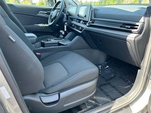 Used 2024 Kia Sportage LX AWD/4WD image 27