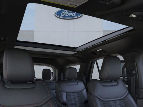 New 2026 Ford Explorer ST-Line w/ ST-Line Street Pack image 22