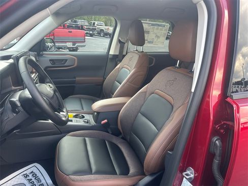 New 2025 Ford Bronco Sport Outer Banks w/ Outer Banks Tech Package+ image 17