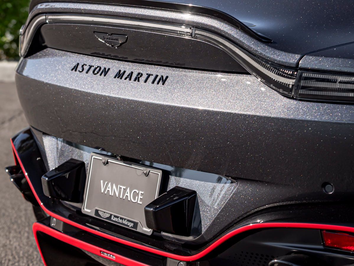 Used 2026 Aston Martin V8 Vantage S RWD image 8