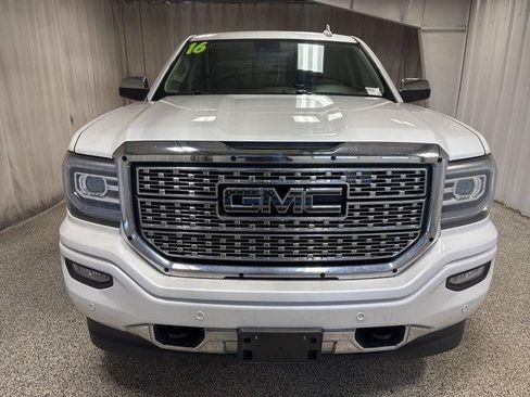 Used 2016 GMC Sierra 1500 Denali w/ Enhanced Driver Alert Package image 6