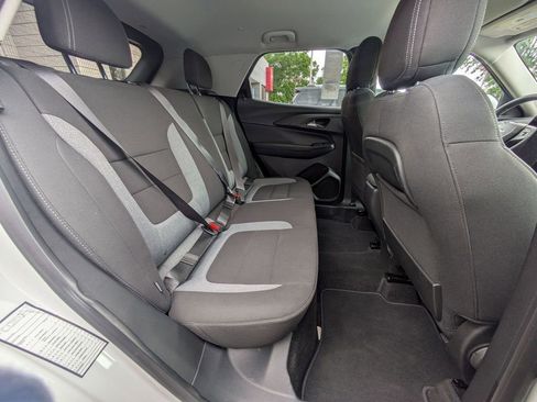 Used 2025 Chevrolet TrailBlazer LT AWD/4WD image 29