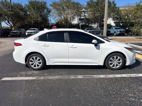 Certified 2023 Toyota Corolla LE image 6