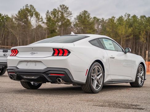 New 2026 Ford Mustang Coupe image 10