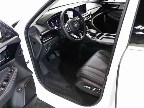 Used 2026 Acura MDX w/ Technology Package image 16