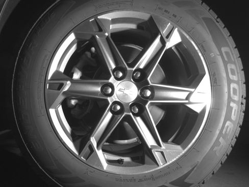Used 2025 Chevrolet Blazer LT FWD image 12