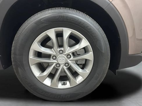 Used 2020 Hyundai Santa Fe SE FWD image 25