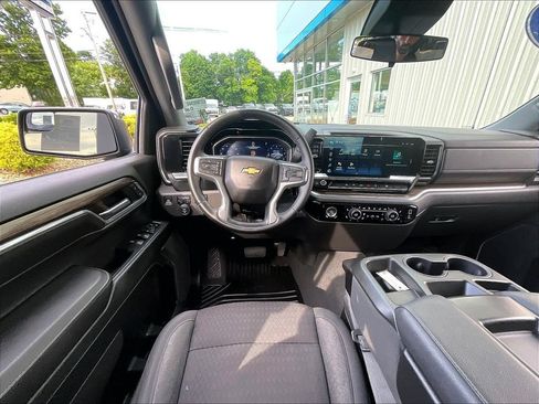 Used 2023 Chevrolet Silverado 1500 LT AWD/4WD image 17