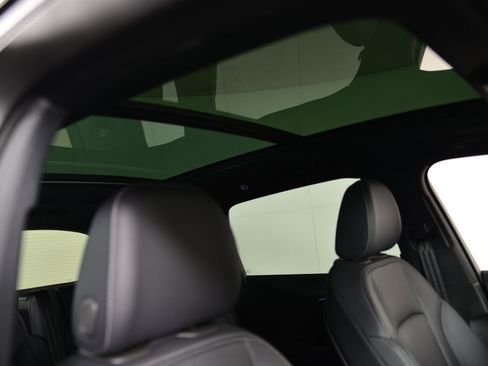 Certified 2025 Audi Q7 2.0T Premium Plus w/ Premium Plus Package image 12