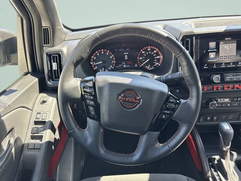 Used 2026 Nissan Frontier PRO-4X AWD/4WD image 21