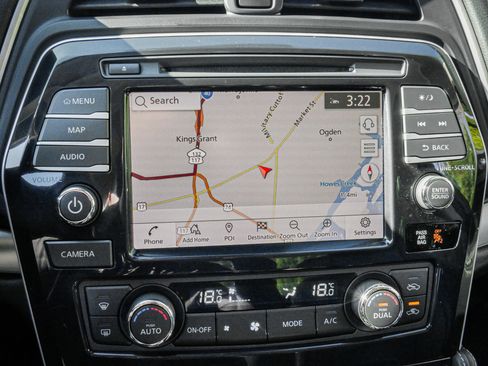 Used 2023 Nissan Maxima SL image 23