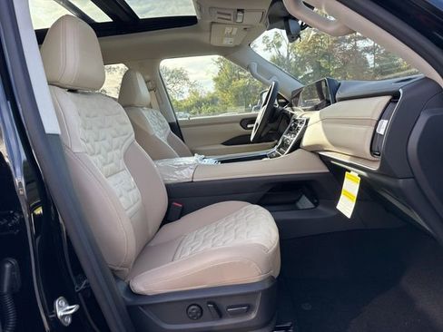 New 2026 Nissan Armada Platinum image 35