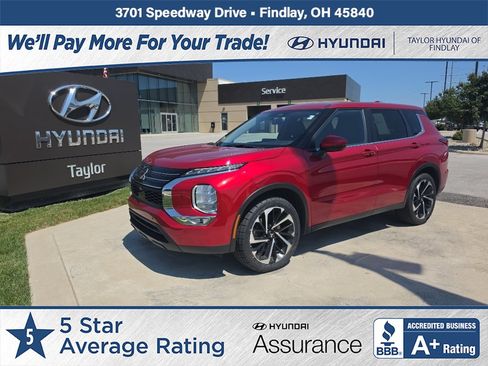 Used 2024 Mitsubishi Outlander SE AWD/4WD image 1