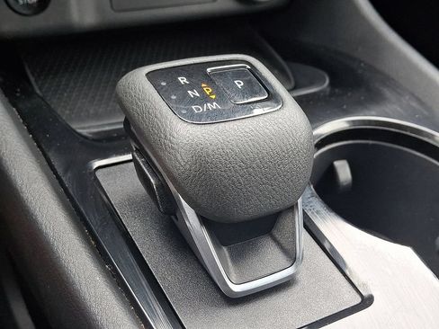 Used 2025 Nissan Rogue SV AWD/4WD image 14