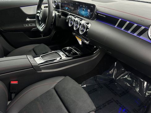 New 2026 Mercedes-Benz CLA 35 AMG 4MATIC image 11