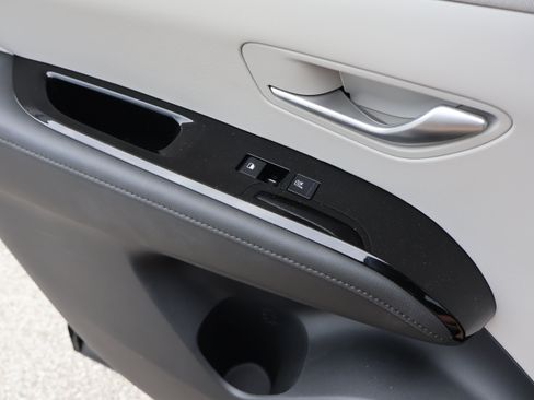 Used 2025 Hyundai Tucson Limited AWD/4WD image 21
