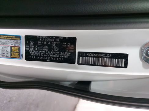 New 2026 Kia Carnival LXS image 37