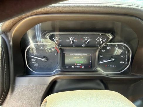 Used 2021 GMC Sierra 1500 SLT AWD/4WD image 21