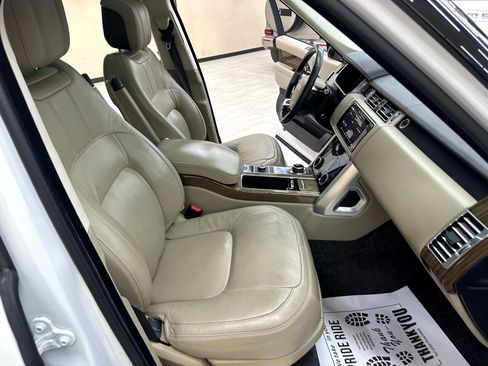 Used 2018 Land Rover Range Rover Supercharged image 45