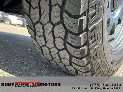 Used 2023 Toyota 4Runner TRD Off-Road Premium w/ Moonroof Package AWD/4WD image 29