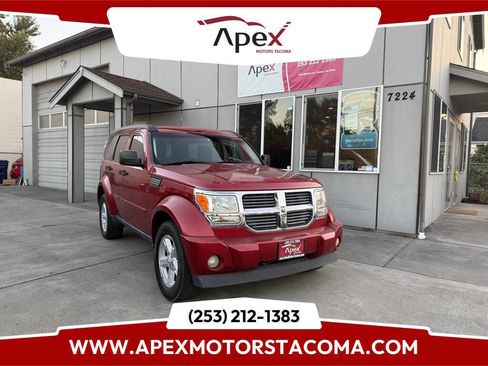 Used 2008 Dodge Nitro SXT image 1
