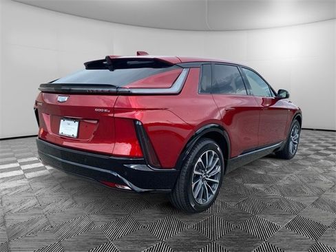 New 2025 Cadillac Lyriq Sport image 5