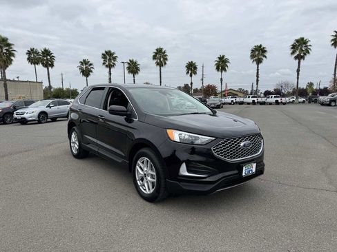 Used 2024 Ford Edge SEL image 2