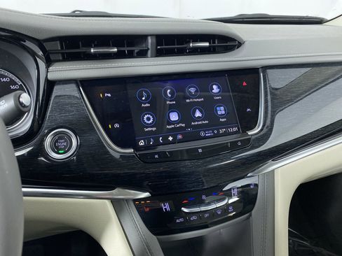 Certified 2021 Cadillac XT6 Premium Luxury w/ LPO, Floor Liner Package image 5