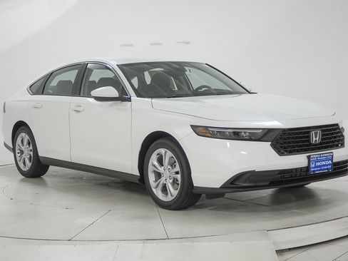 New 2026 Honda Accord LX image 13