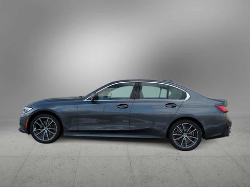 Certified 2022 BMW 330i xDrive Sedan w/ Premium Package image 5