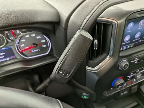 Used 2022 Chevrolet Silverado 1500 LT Trail Boss w/ Bed Protection Package image 18