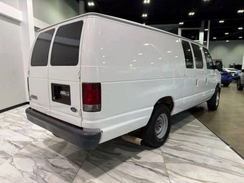 Used 2008 Ford E-350 and Econoline 350 Extended Super Duty image 6