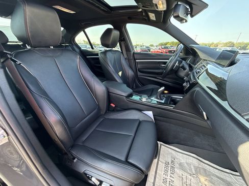 Used 2018 BMW 330i Sedan RWD image 26