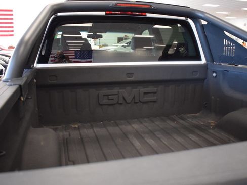 Used 2017 GMC Sierra 1500 SLT w/ All Terrain X Package image 22