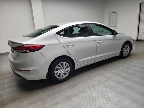 Used 2018 Hyundai Elantra SE FWD image 10