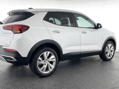 Used 2025 Buick Encore GX Preferred AWD/4WD image 9
