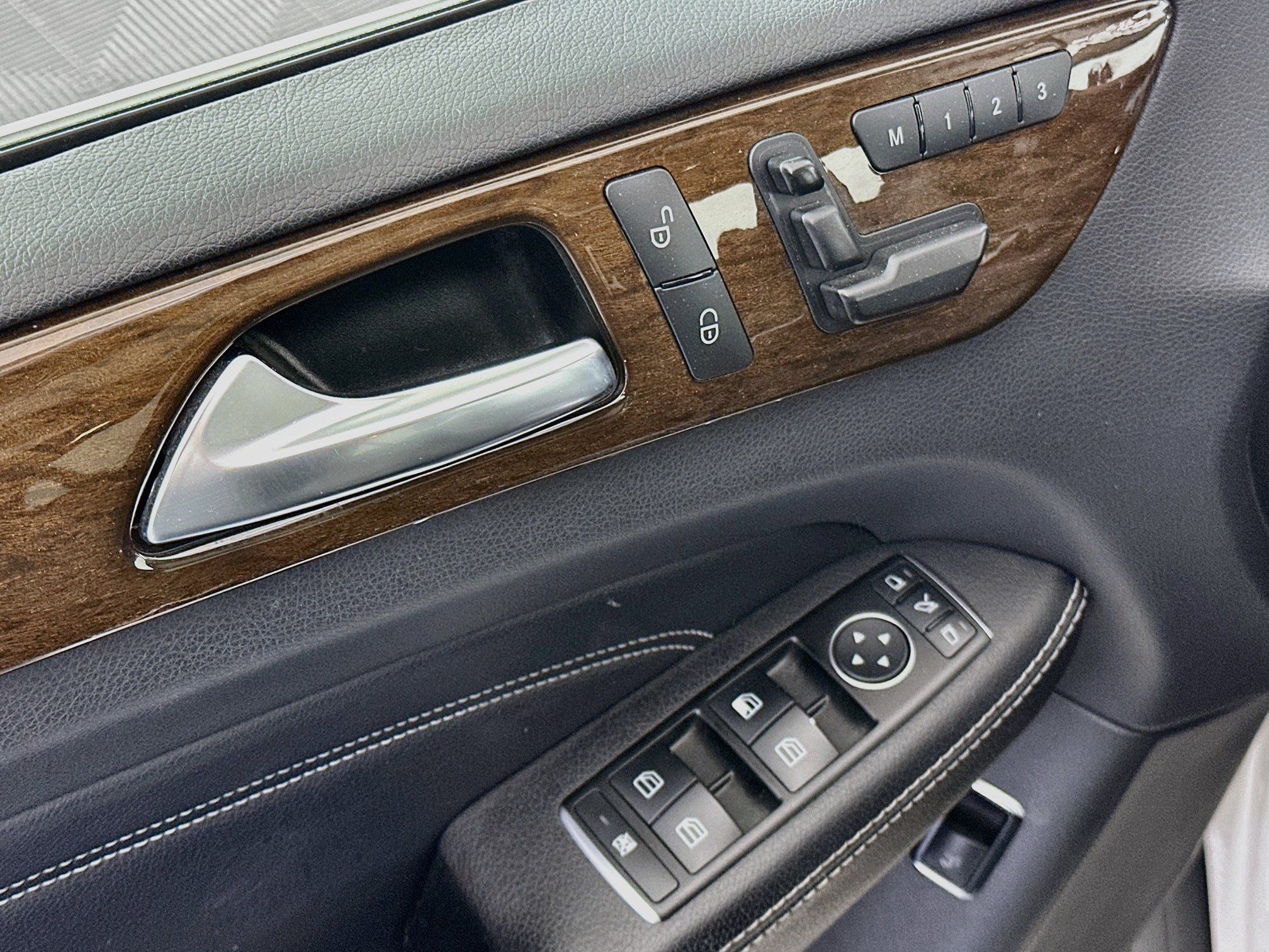 Used 2015 Mercedes-Benz ML 350 4MATIC image 15