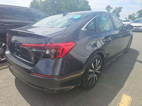 Used 2024 Honda Civic EX image 4