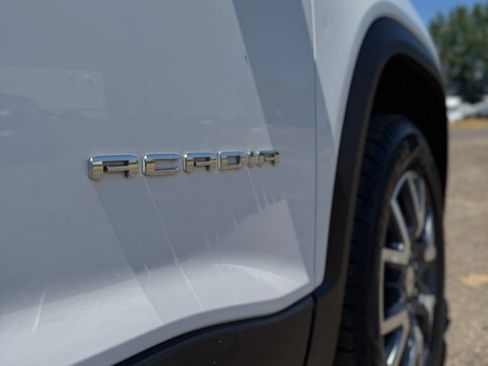 Used 2023 GMC Acadia SLT AWD/4WD image 52